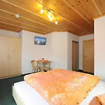 Gaestehaus Standardhaus Bed & Breakfast