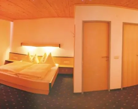 Gaestehaus Standardhaus * Saalbach-Hinterglemm