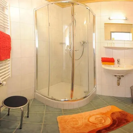 Gaestehaus Standardhaus Bed & Breakfast 3*