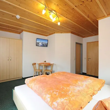 Gaestehaus Standardhaus Bed & Breakfast