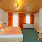 Gaestehaus Standardhaus B&B 잘바흐 힌터글렘