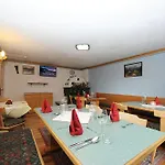 Gaestehaus Standardhaus B&B