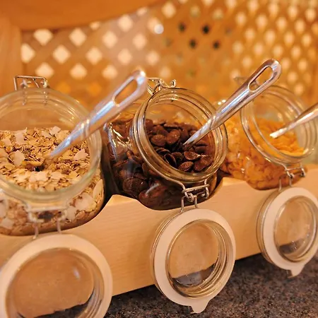 Gaestehaus Standardhaus Bed & Breakfast 3*