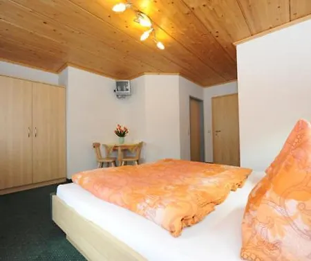 Bed & Breakfast Gaestehaus Standardhaus