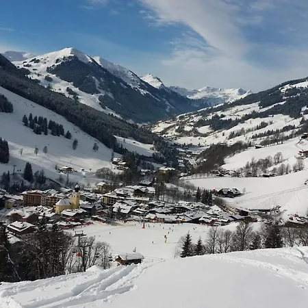 Gaestehaus Standardhaus Bed & Breakfast