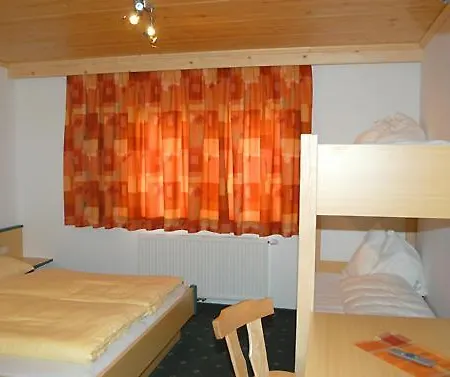 Bed & Breakfast Gaestehaus Standardhaus