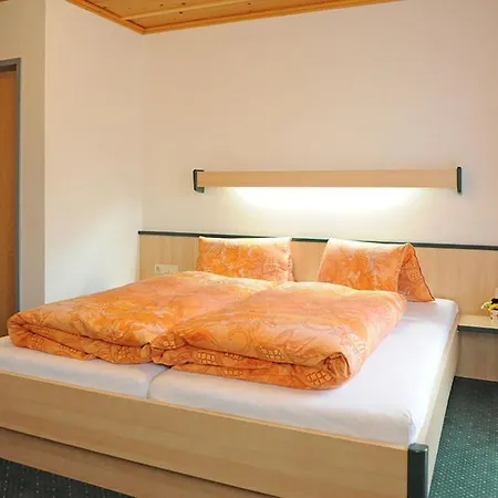 Bed & Breakfast Gaestehaus Standardhaus