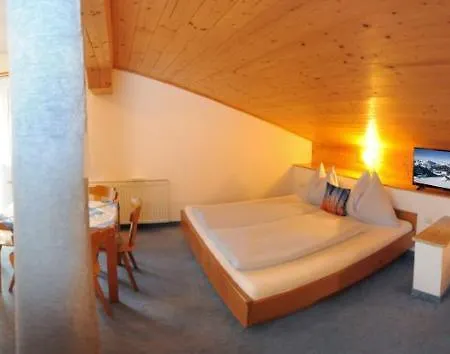 Gaestehaus Standardhaus Bed & Breakfast *