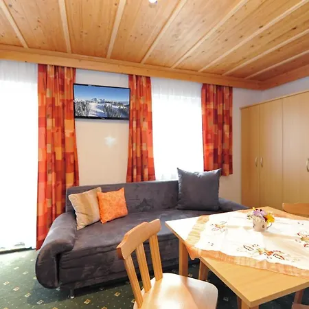 Bed & Breakfast Gaestehaus Standardhaus Saalbach-Hinterglemm