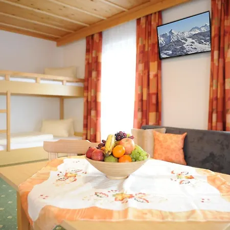 Bed & Breakfast Gaestehaus Standardhaus