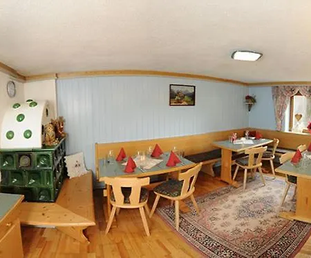 Bed & Breakfast Gaestehaus Standardhaus Saalbach-Hinterglemm