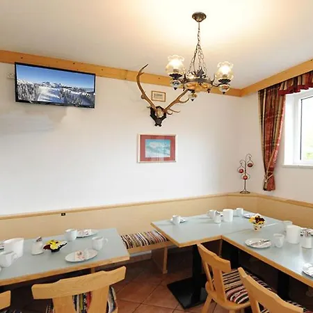 Gaestehaus Standardhaus Bed & Breakfast