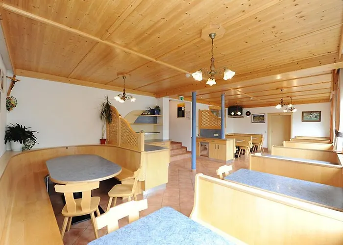 Gaestehaus Standardhaus 住宿加早餐酒店 3*