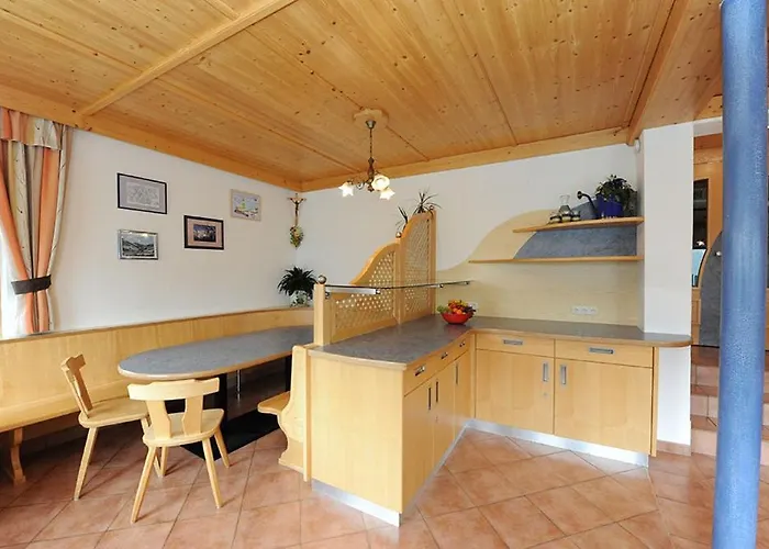 Gaestehaus Standardhaus 3* 萨尔巴赫