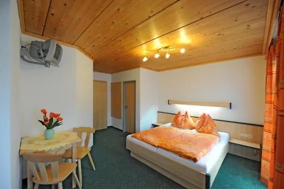 Gaestehaus Standardhaus 3* 萨尔巴赫