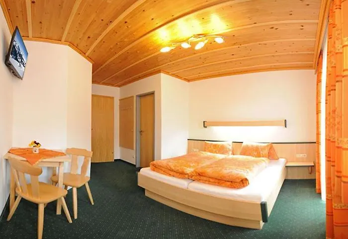 Gaestehaus Standardhaus 萨尔巴赫