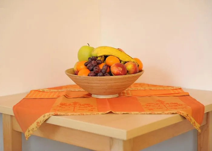 Gaestehaus Standardhaus 住宿加早餐酒店 3*