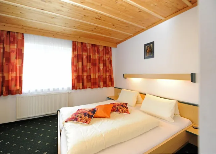 Gaestehaus Standardhaus 萨尔巴赫