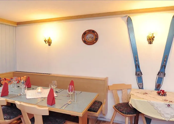 住宿加早餐酒店 Gaestehaus Standardhaus 3*